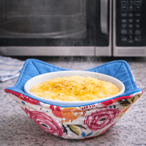 🌹 "Rose Garden" – Vibrant Floral Microwave Bowl Cozy for Stylish Kitchen Comfort