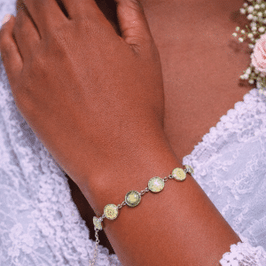 🌿 "Serene Bloom" – Handcrafted Light Green Stone and Floral Patterned Bezel Link Bracelet